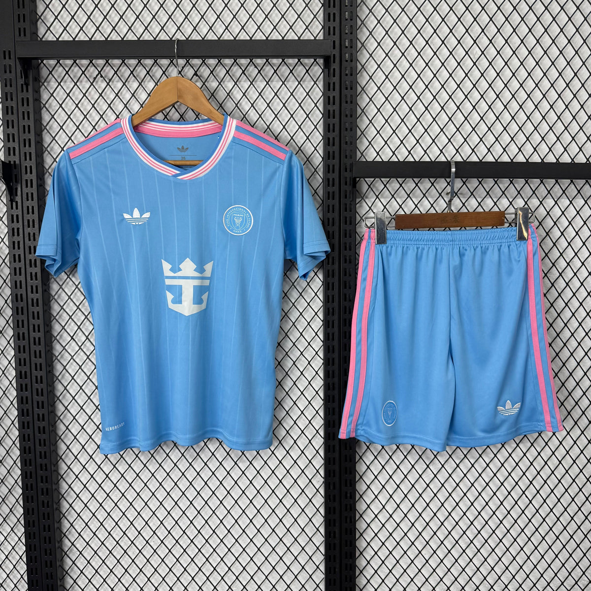 25-26 Miami 2nd Guest