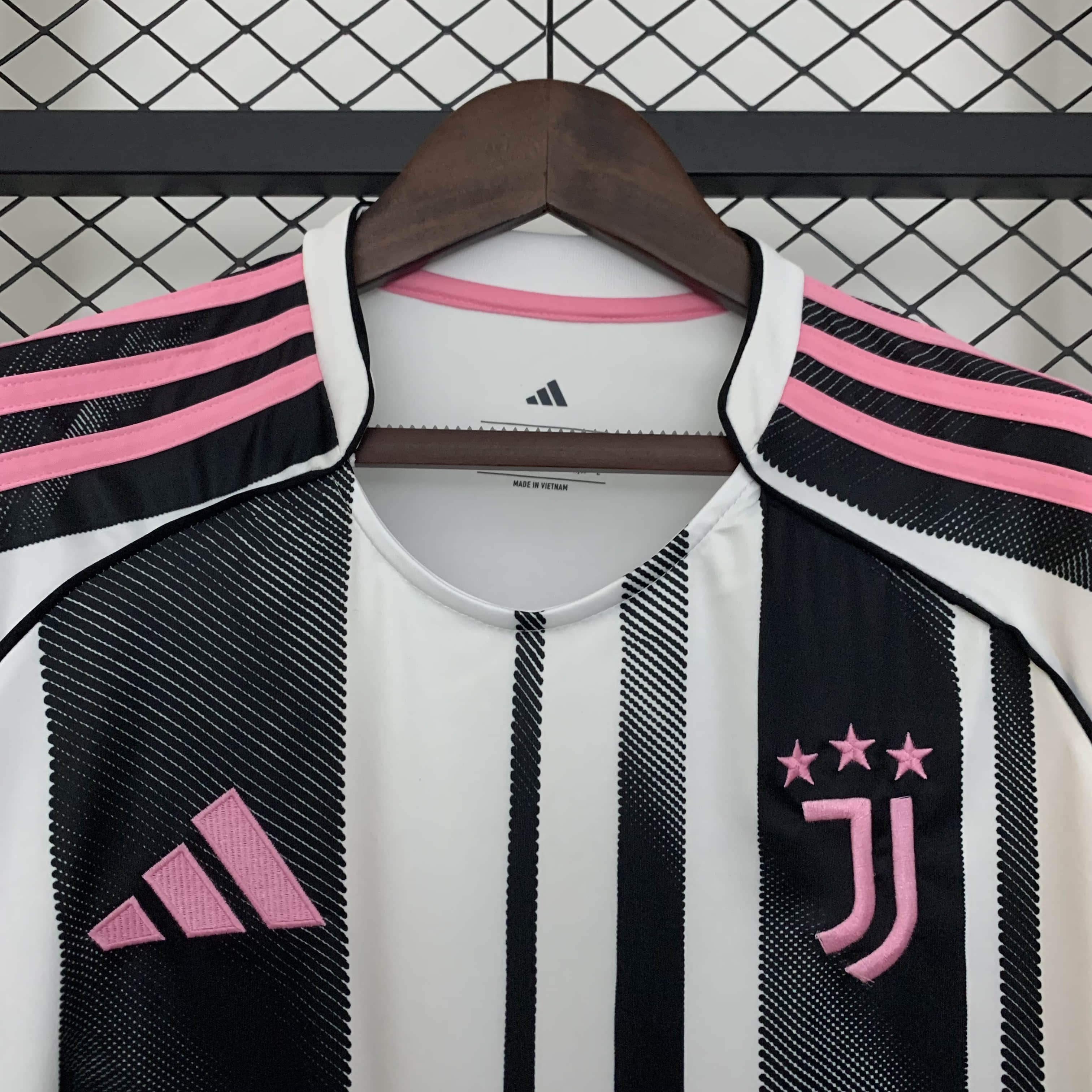25/26 Juventus Home