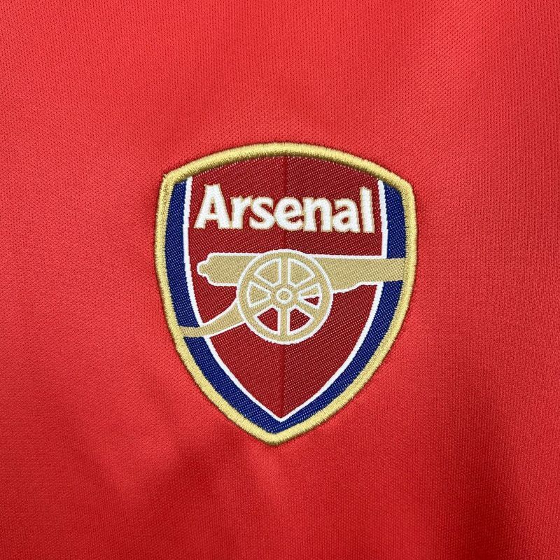 2016-17 Arsenal Home Retro