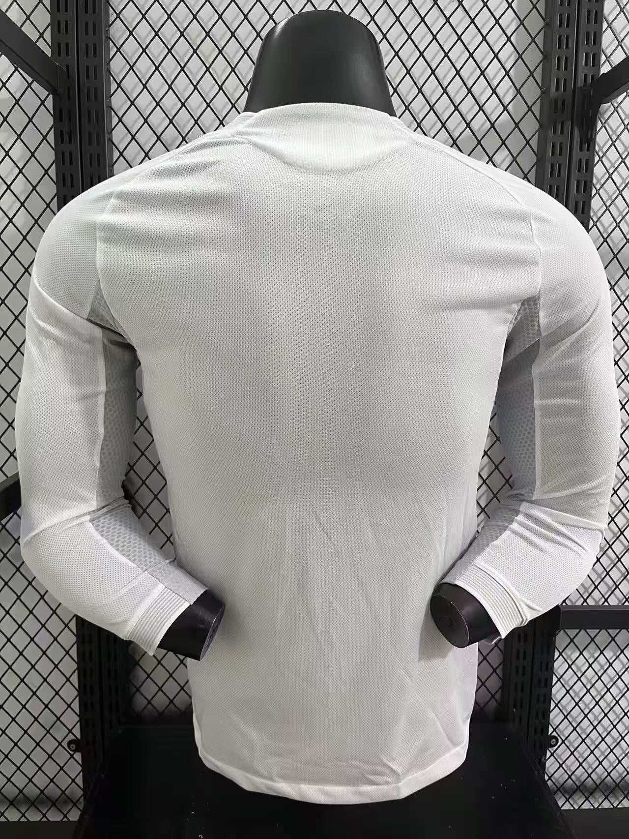 25-26 Real Madrid home long sleeves