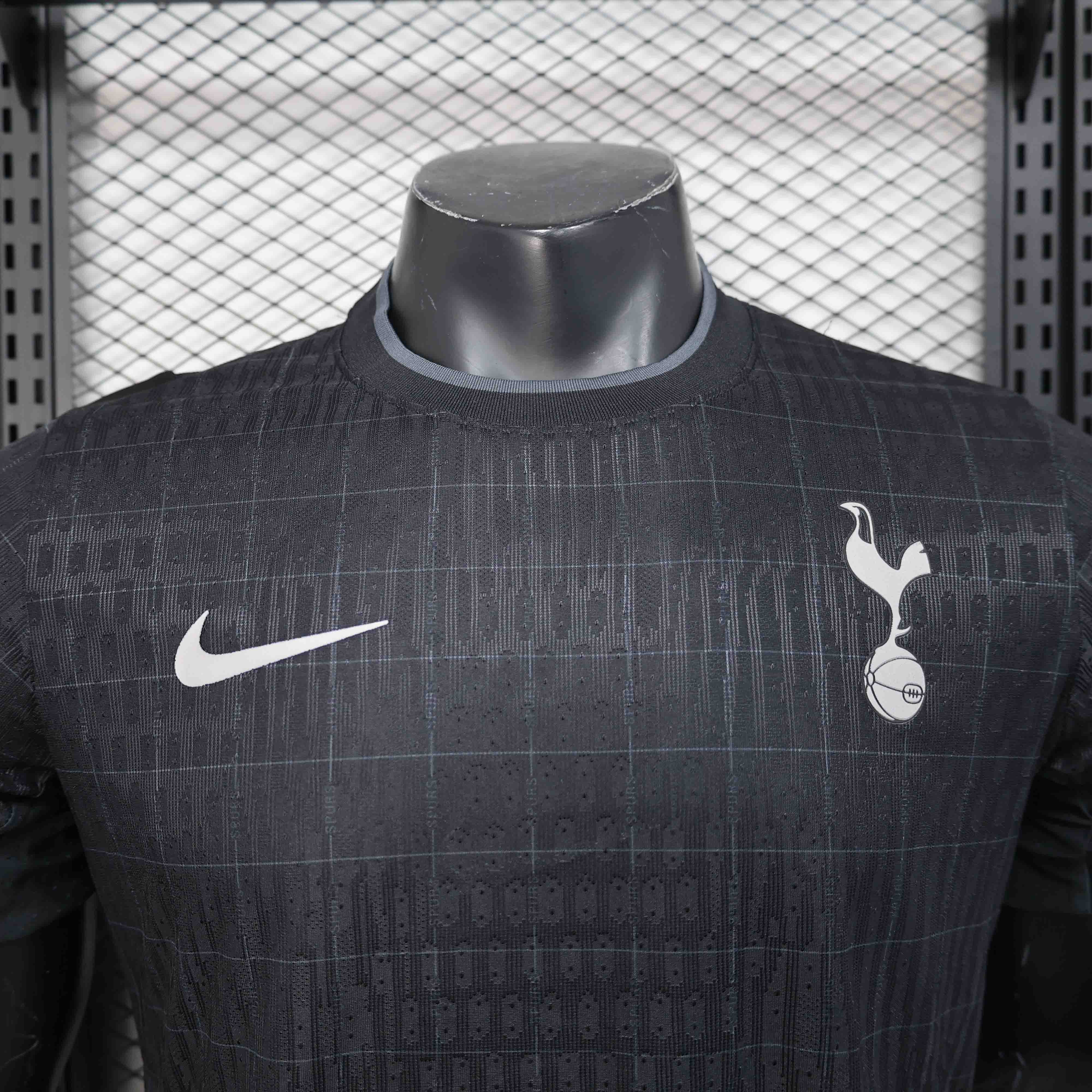 25-26 Tottenham HotSpur Away Kit Player Version