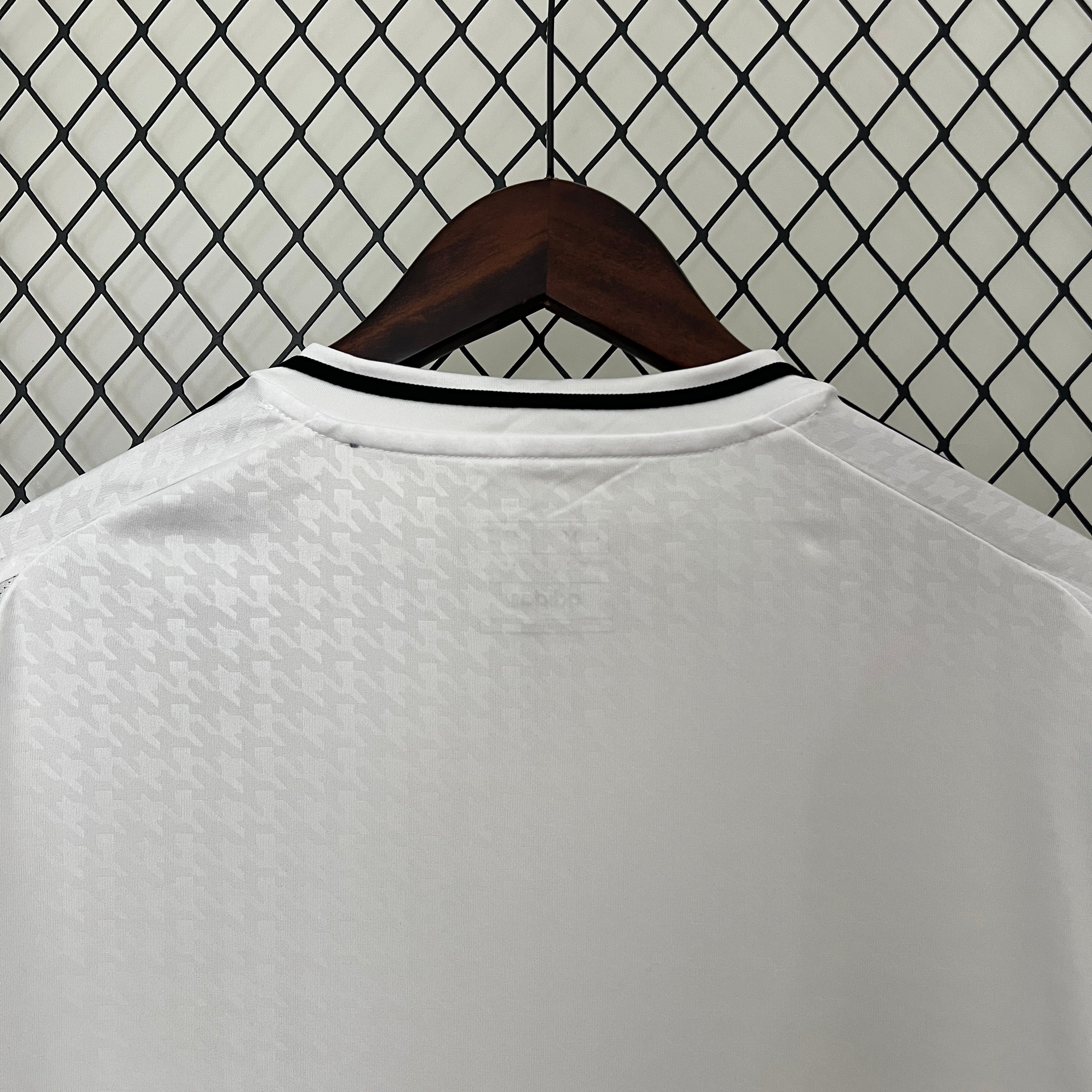 24/25 Real Madrid home