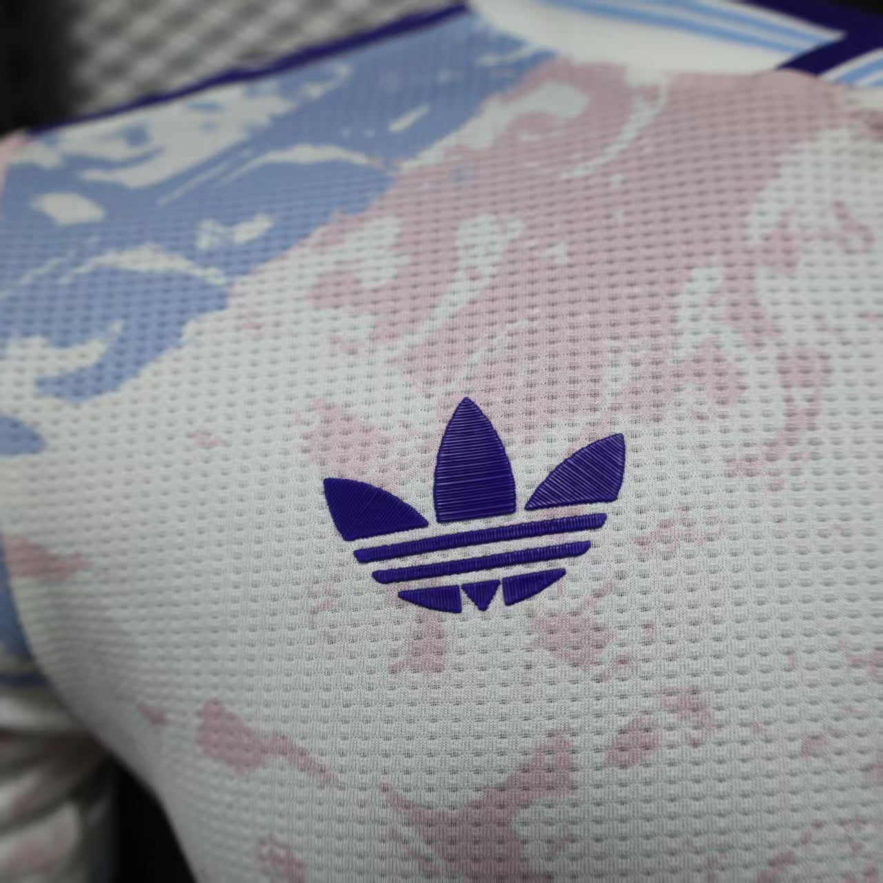 25/26 Aston Villa kit