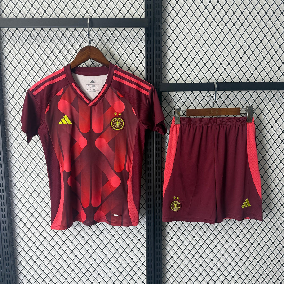 25-26 German women's football team away