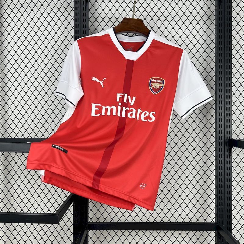 2016-17 Arsenal Home Retro